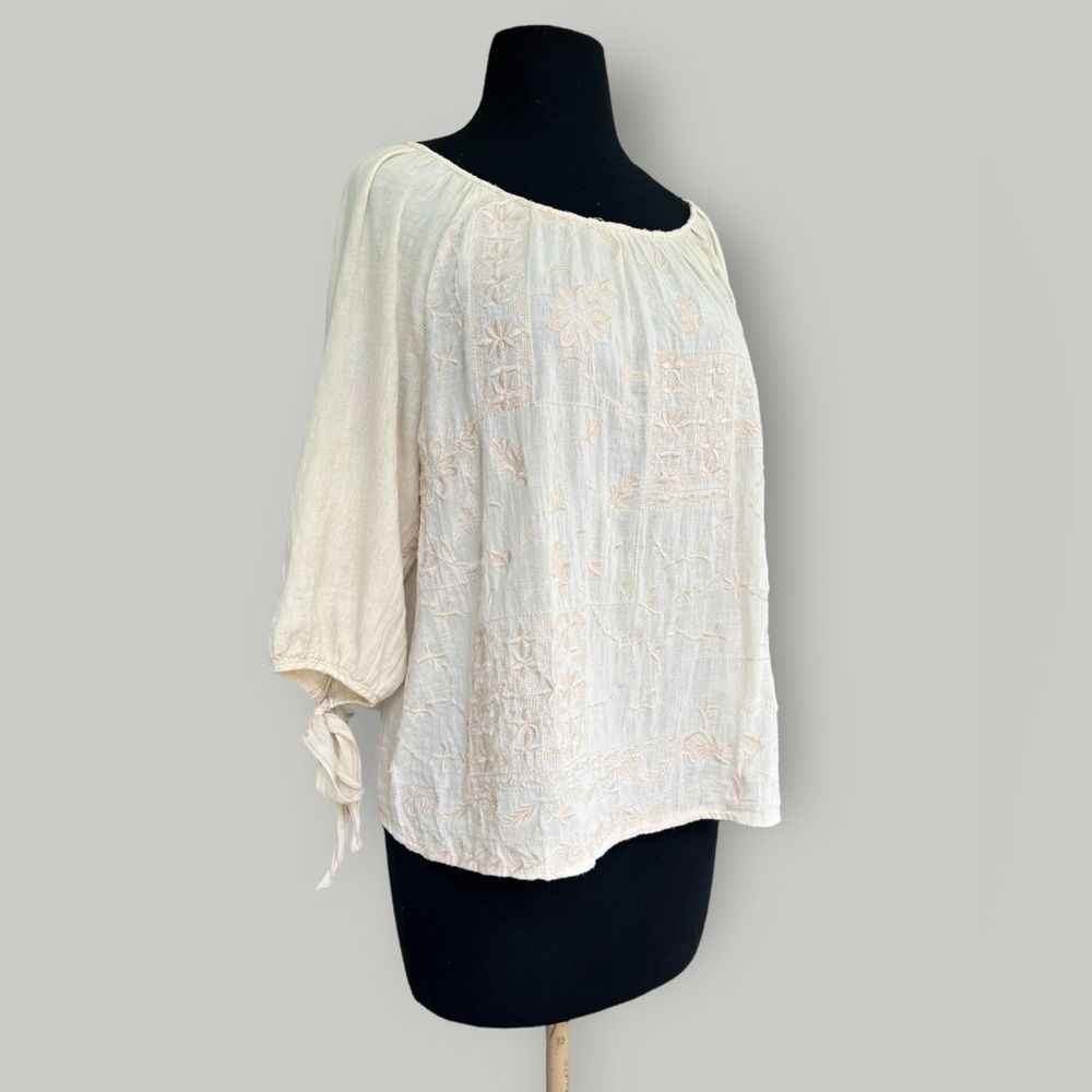 umgee Floral Embroidered Cream Peasant Blouse | Women’s S